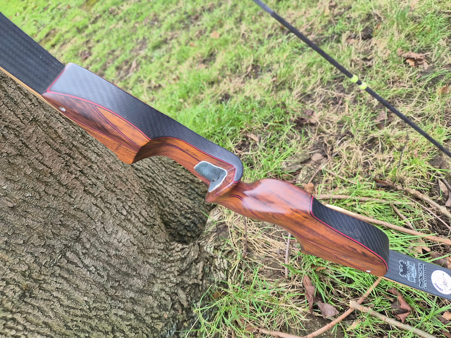 KG Archery Phantom recurve riser with NX-55 carbon limbs 60" 32# draw second hand - SOLD