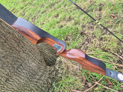 KG Archery Phantom recurve riser with NX-55 carbon limbs 60" 32# draw second hand - SOLD