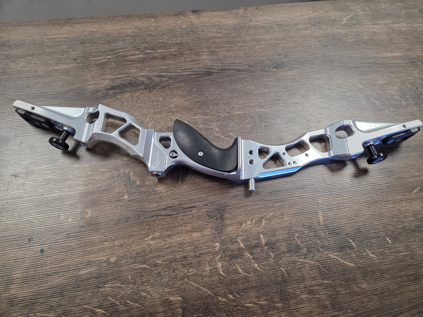 Mybo Wave Xs Left Hand Riser - 25" Anodised Silver