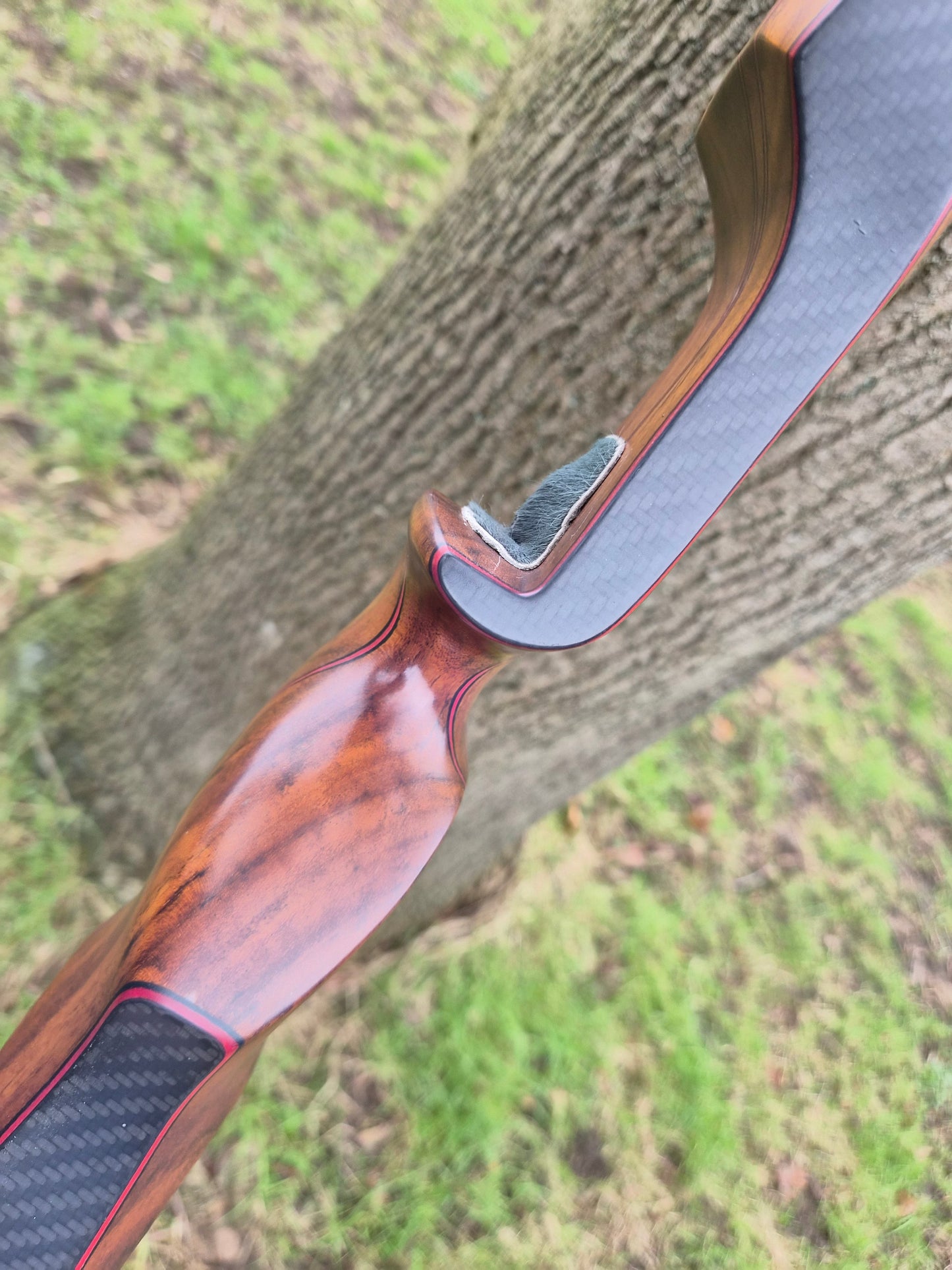 KG Archery Phantom recurve riser with NX-55 carbon limbs 60" 32# draw second hand - SOLD